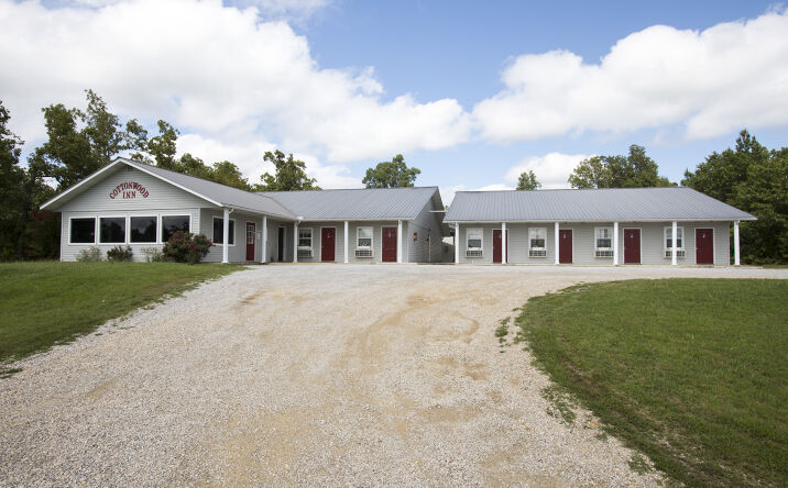 Pictures of Hospitality property located at 360 US-62, Salem, AR 72576 for sales - image #1