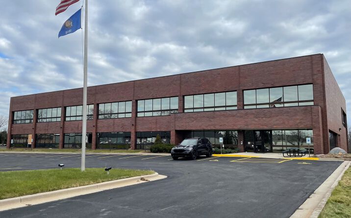 Pictures of Office, Industrial property located at W57N14280 Doerr Way, Cedarburg, WI 53012 for sales - image #1