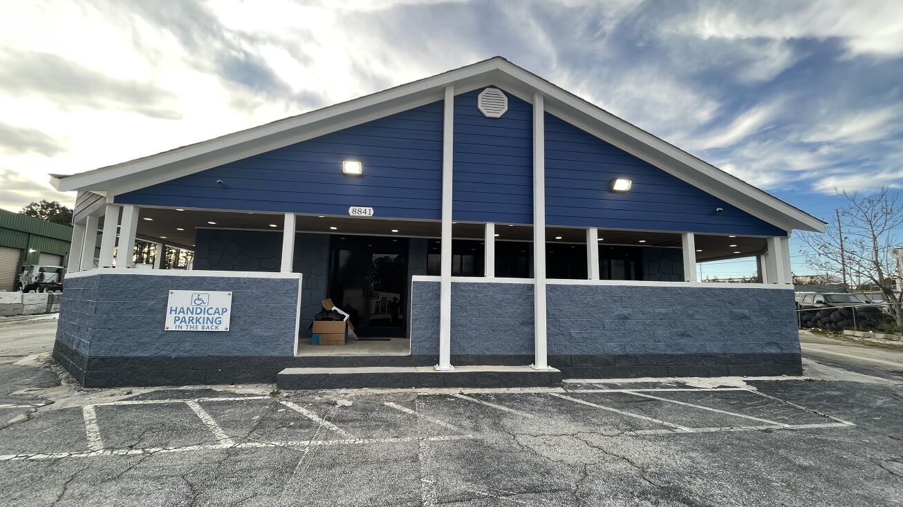 8841 Bright Star Rd, Douglasville, GA 30134