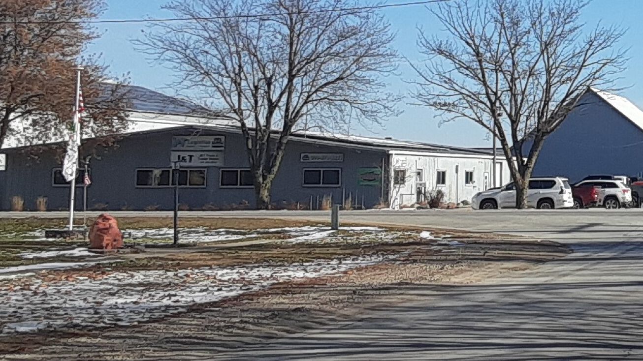 100 N State St, Hubbard, IA 50122