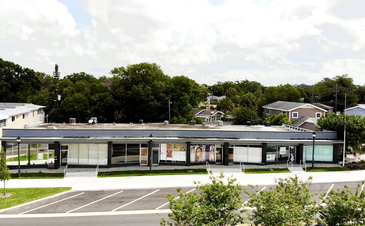 Pictures of Retail property located at 1446 Gulf to Bay Blvd, Clearwater, FL 33755 for sales - image #1