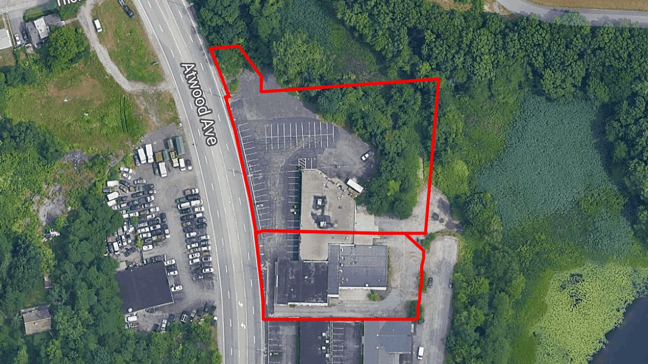 555 Atwood Ave, Cranston, RI 02920