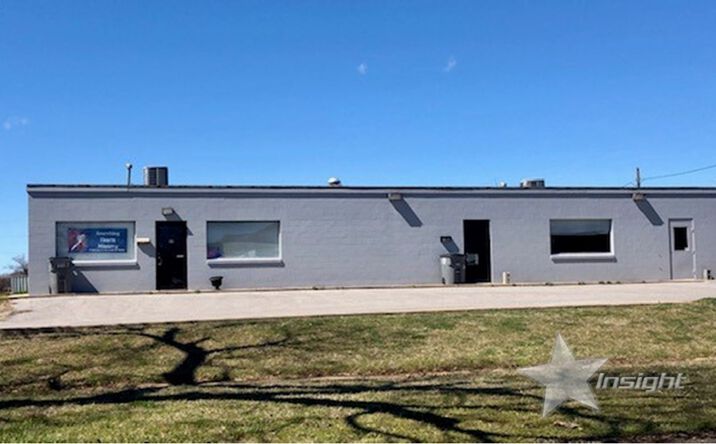Pictures of Retail property located at 1003 SW E Ave, Lawton, OK 73501 for sales - image #1