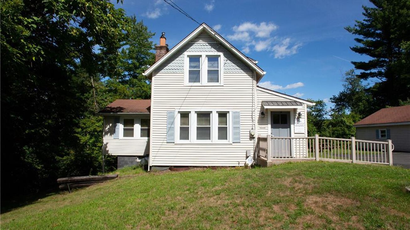 34 E Granby Rd, Granby, CT 06035 Office Property for Sale 34 East