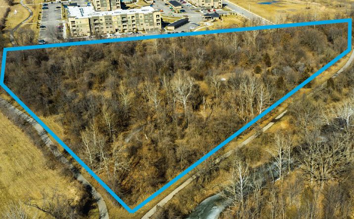 Pictures of Land property located at NWC W 135th Street & Metcalf Avenue, Overland Park, KS 66213 for sales - image #1
