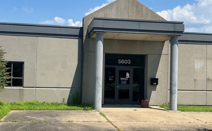 Pictures of Office property located at 5603 US-41, Evansville, IN 47711 for lease - image #1