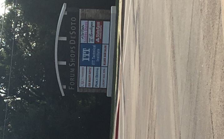 Pictures of Retail, Office, Restaurant property located at 929 W Belt Line Rd, DeSoto, TX 75115 for lease - image #1