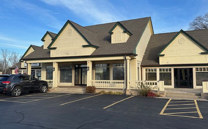 Pictures of Office property located at 5714 S Illinois Rte 31, Crystal Lake, IL 60014 for lease - image #1