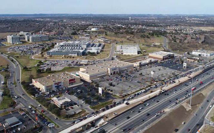 Pictures of Retail property located at 7523 Northwest Loop 410, San Antonio, TX 78245 for lease - image #1