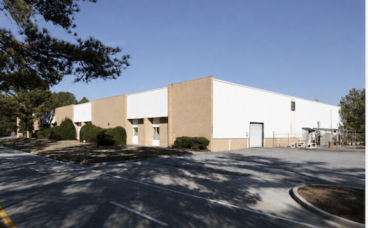 Pictures of Industrial property located at 655 Great SW Pkwy SW, Atlanta, GA 30336 for lease - image #1