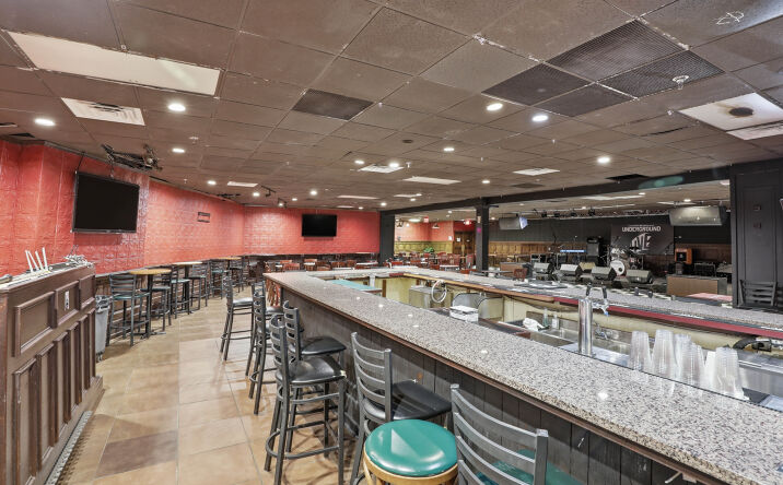 Pictures of Retail, Restaurant property located at 1104 Carlisle Rd, Camp Hill, PA 17011 for lease - image #1