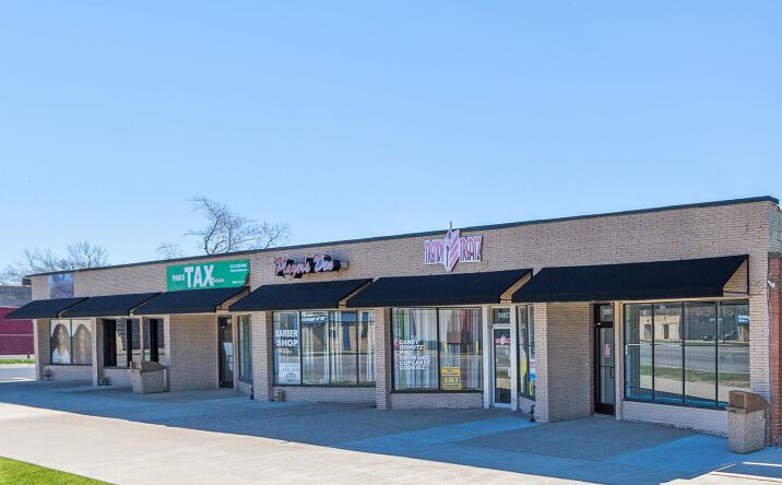 Pictures of Retail, Office property located at 18901 W Seven Mile Rd, Detroit, MI 48219 for lease - image #1