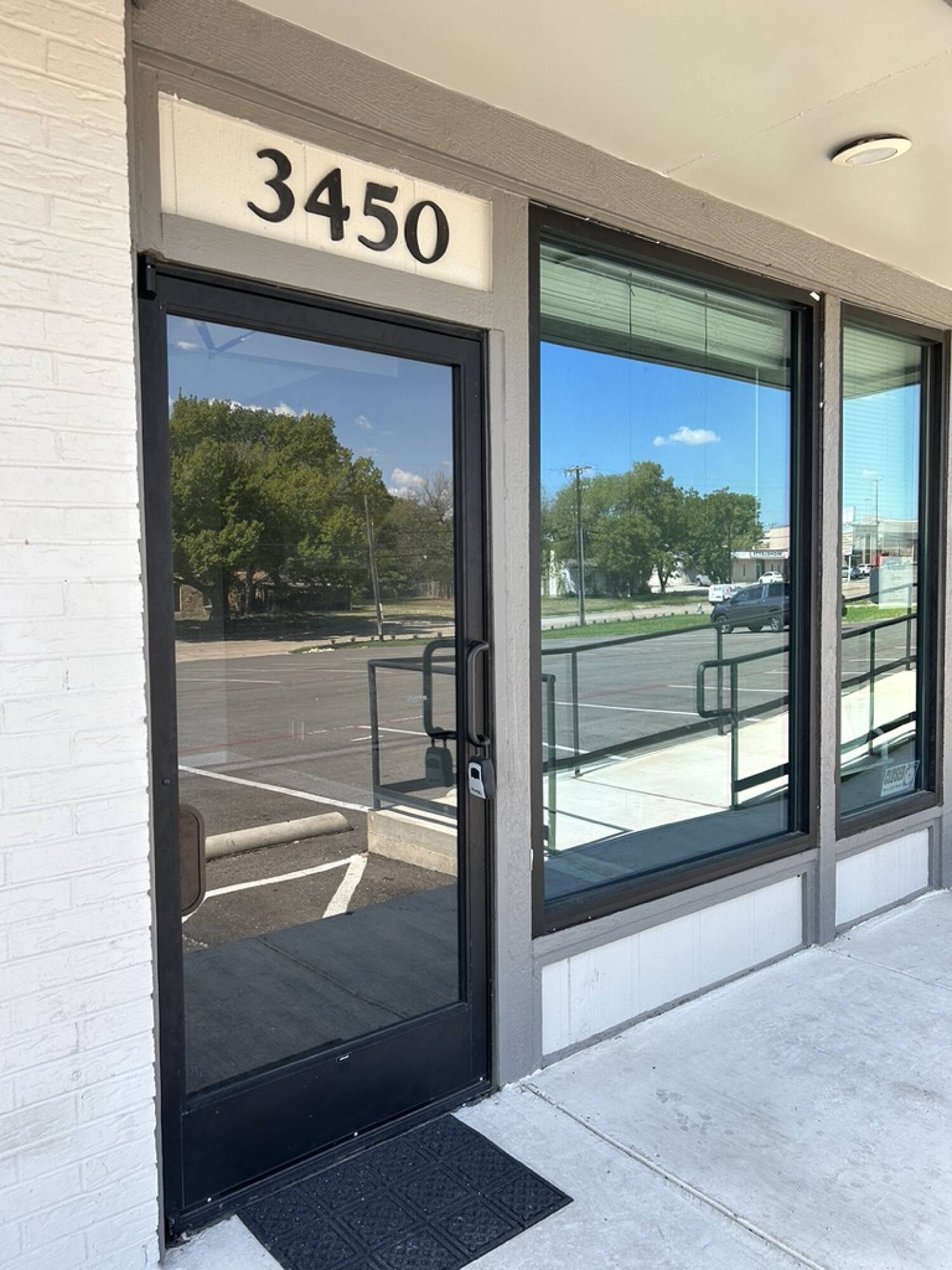 3450 Williams Rd, Benbrook, TX 76116