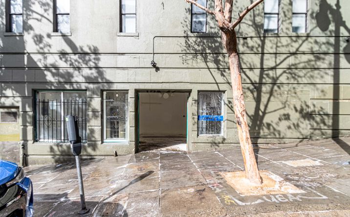 Pictures of Retail property located at 445 Leavenworth St, San Francisco, CA 94102 for lease - image #1