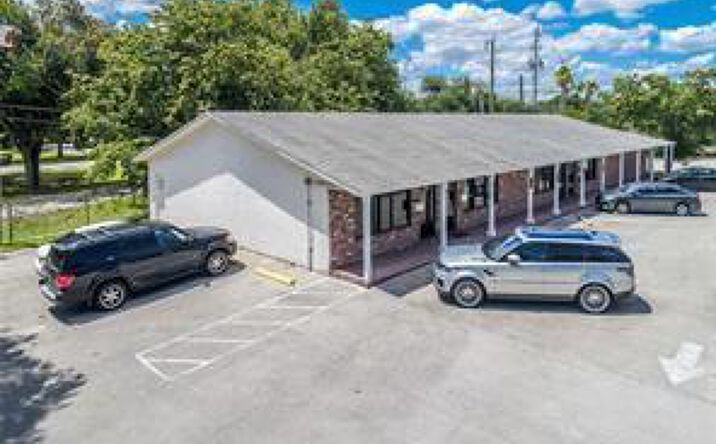 Pictures of Office, Retail property located at 6570 Griffin Road # 105, Davie, FL 33314 for lease - image #1