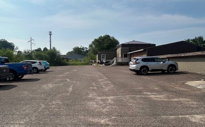 Pictures of Office property located at 206 S Roosevelt Road 119, Black River Falls, WI 54615 for lease - image #1