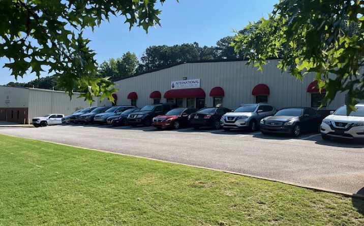 Pictures of Industrial property located at 6935 Oak Ridge Commerce Way, Austell, GA 30168 for lease - image #1