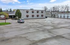 10953749