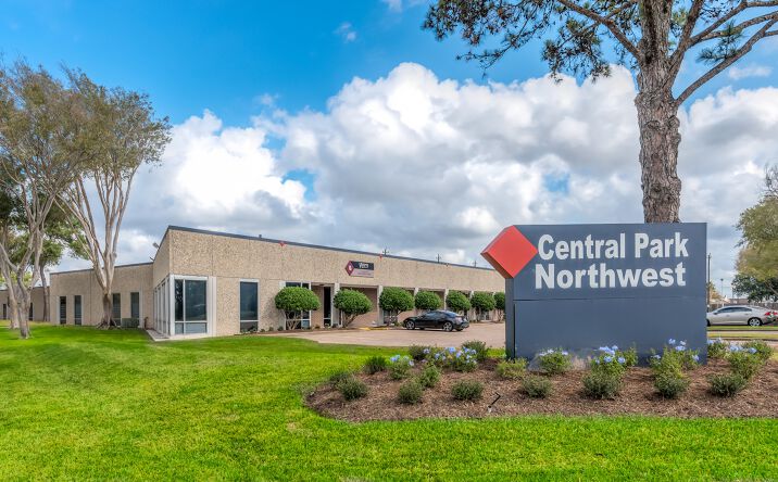 Pictures of Industrial property located at 2200-2501 Central Pkwy, Houston, TX 77092 for lease - image #1