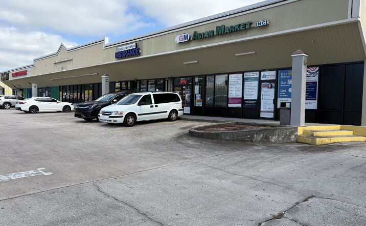 Pictures of Retail, Office, Restaurant property located at 7457 103rd St, Jacksonville, FL 32210 for lease - image #1