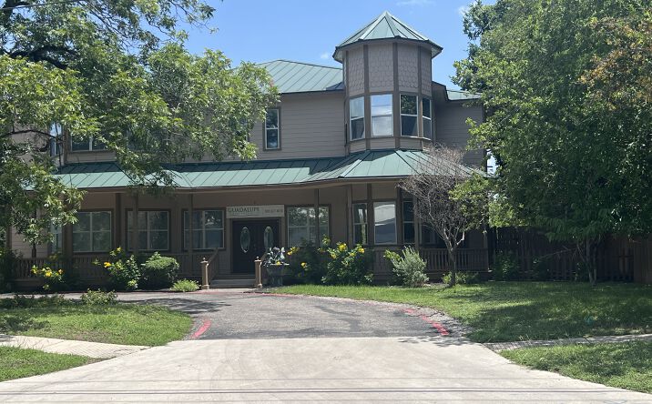 Pictures of Office property located at 921 Lakeview Blvd, New Braunfels, TX 78130 for lease - image #1