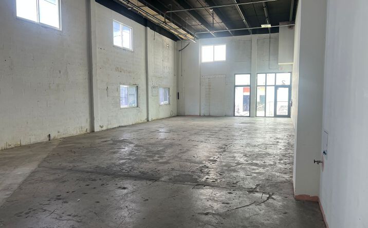 Pictures of Industrial property located at 2300 W 8th Ave, Hialeah, FL 33010 for lease - image #1