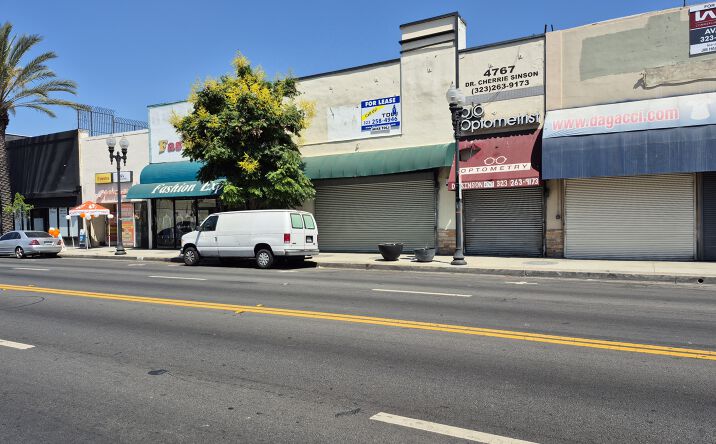 Pictures of Retail property located at 4765 Whittier Blvd, East Los Angeles, CA 90022 for lease - image #1