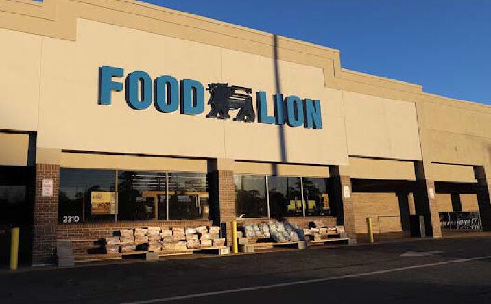 Pictures of Retail property located at 2220 N Slappey Blvd, Albany, GA 31701 for lease - image #1