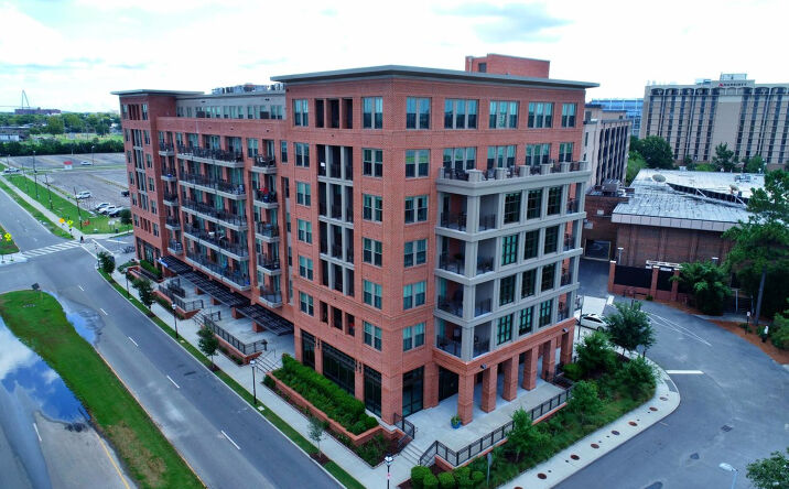 Pictures of Retail property located at 99 Westedge Street # 1300, Charleston, SC 29403 for lease - image #1