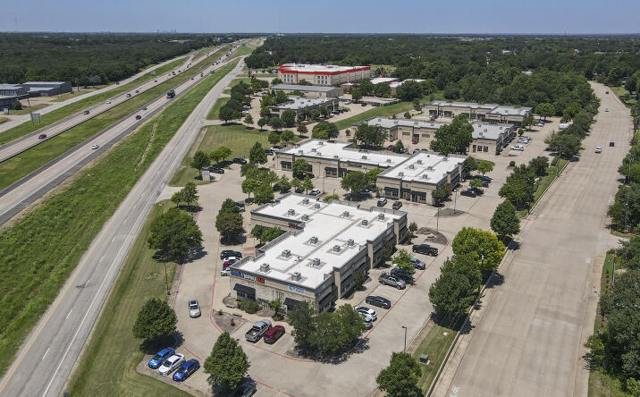 Pictures of Office, Industrial property located at 2384 U.S. 287 Frontage Rd, Mansfield, TX 76063 for lease - image #1
