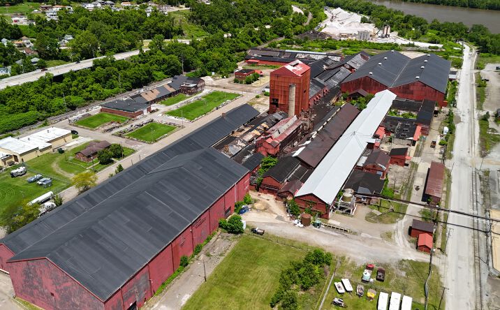 Pictures of Industrial property located at 1001 Main St, Martins Ferry, OH 43935 for lease - image #1