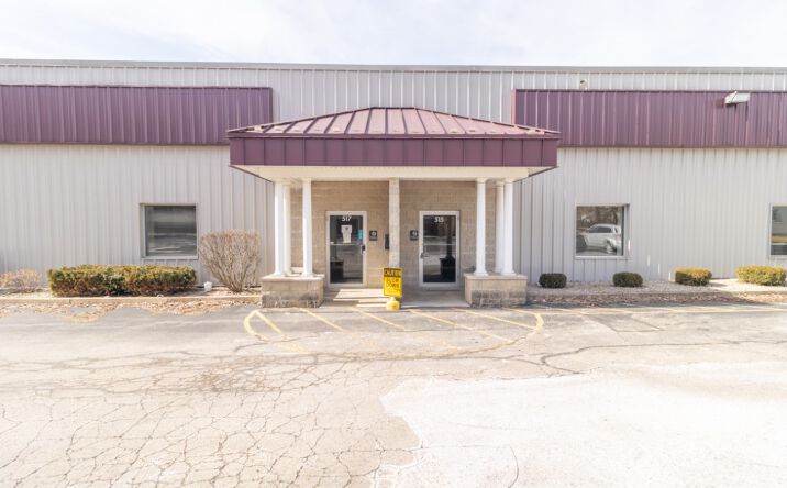 Pictures of Retail, Industrial property located at 503 New York Ave, New Castle, IN 47362 for lease - image #1