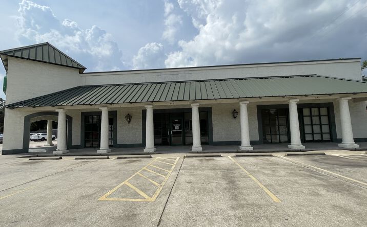 Pictures of Office property located at 646 W McNeese St, Lake Charles, LA 70605 for lease - image #1
