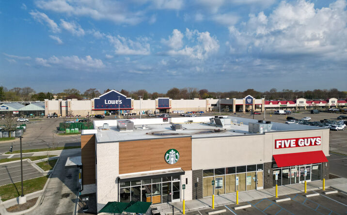 Pictures of Retail property located at 35115 Southbound Gratiot Ave, Clinton Twp, MI 48035 for lease - image #1