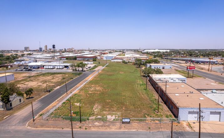 Pictures of Industrial, Land property located at 220 30th St, Lubbock, TX 79404 for lease - image #1