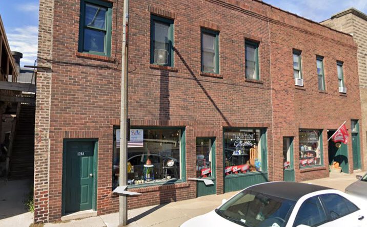 Pictures of Retail property located at 109 N 7th St, DeKalb, IL 60115 for lease - image #1