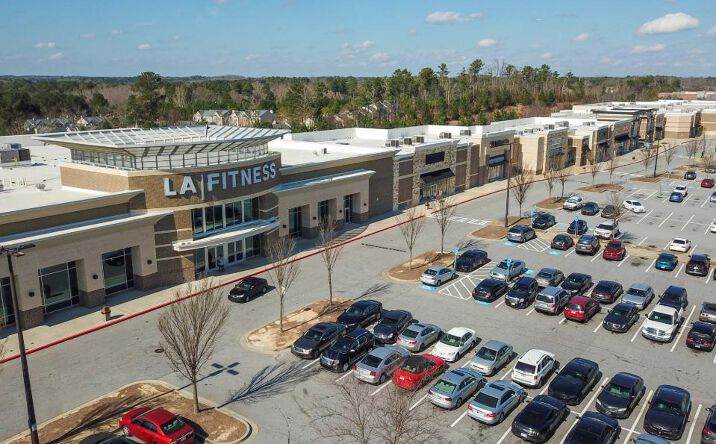 Pictures of Retail property located at 6385 Old National Hwy, Atlanta, GA 30349 for lease - image #1