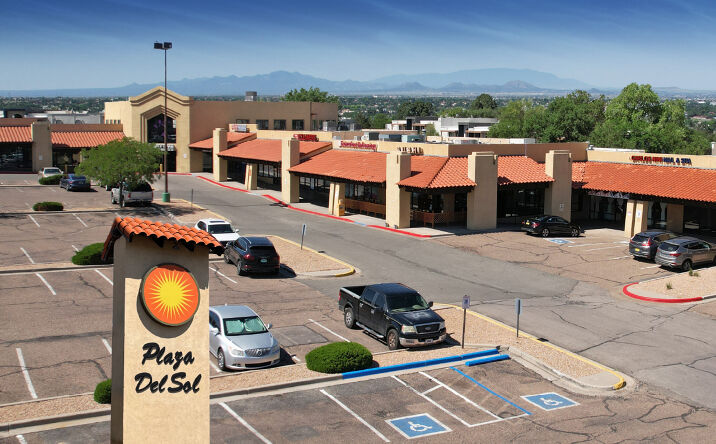 Pictures of Retail property located at 720-730 St Michaels Dr, Santa Fe, NM 87505 for lease - image #1