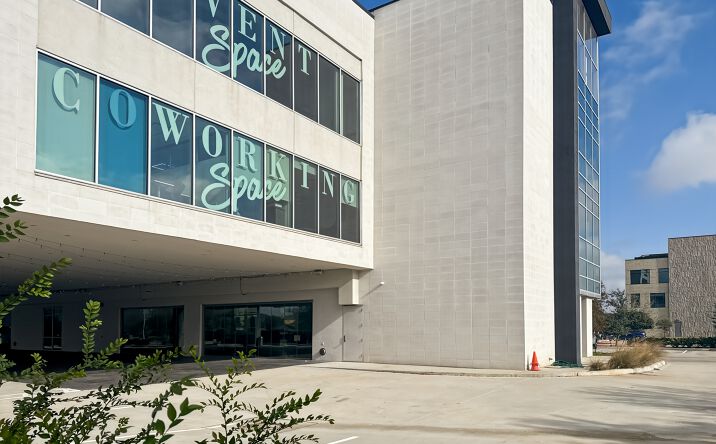 Pictures of Office property located at 6920 Brisbane Ct, 2nd Floor, Sugar Land, TX 77479 for lease - image #1
