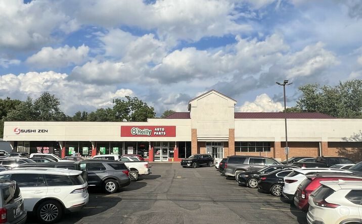 Pictures of Retail, Office, Restaurant property located at 106 W Grand River Ave, Brighton, MI 48116 for lease - image #1