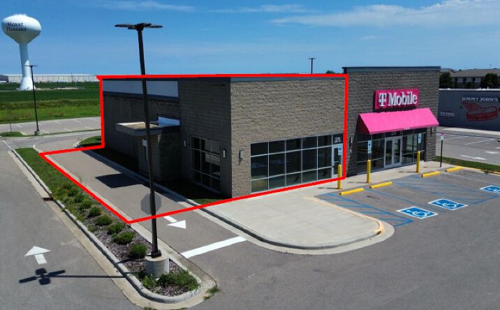 Pictures of Retail property located at 1210 N Grand Ave, Mt Pleasant, IA 52641 for lease - image #1