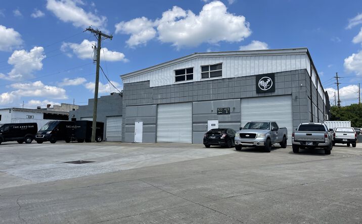 Pictures of Industrial property located at 1015 W Kirkland Ave, Nashville, TN 37216 for lease - image #1