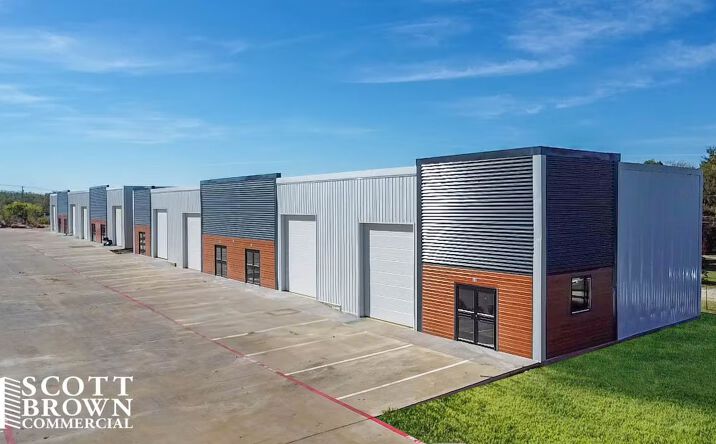 Pictures of Retail, Office, Industrial property located at 1651 Hill Ln, Little Elm, TX 75068 for lease - image #1