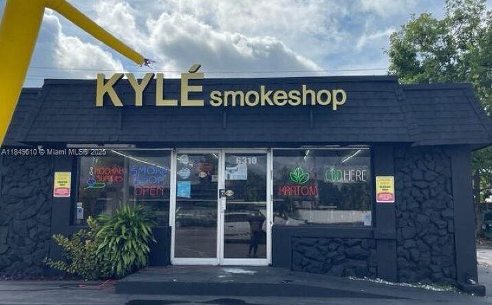 Pictures of Retail property located at 6310 Pembroke Rd, Miramar, FL 33023 for lease - image #1
