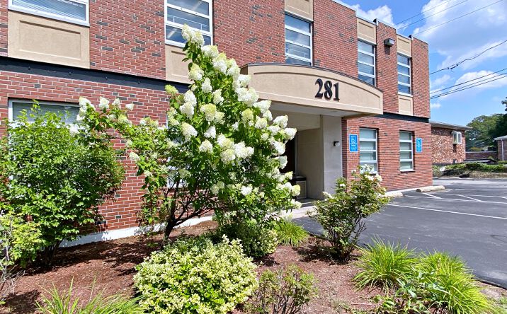 Pictures of Office property located at 281 Cambridge St, Burlington, MA 01803 for lease - image #1