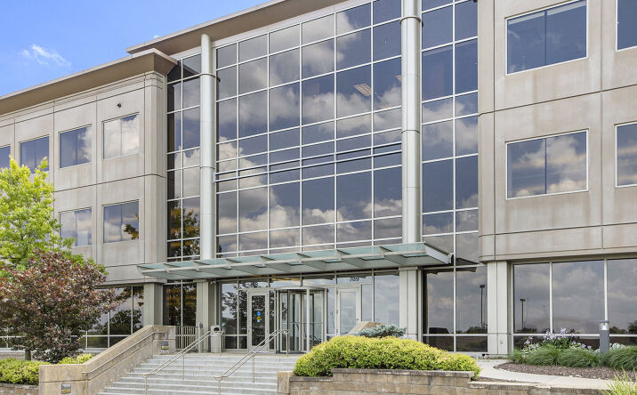 Pictures of Office property located at 789 E Eisenhower Pkwy, Ann Arbor, MI 48108 for lease - image #1