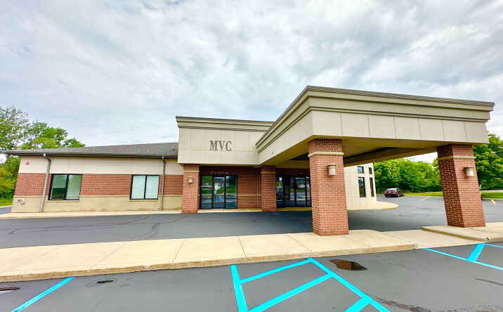 Pictures of Special Purpose property located at 100 W 86th Ave, Merrillville, IN 46410 for lease - image #1