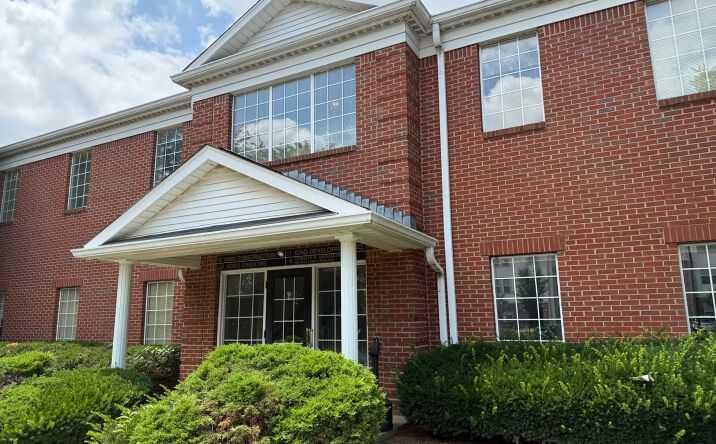 Pictures of Office property located at 10629 Henning Way, Louisville, KY 40241 for lease - image #1