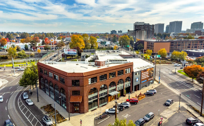 Pictures of Office property located at 240 N Broadway, Portland, OR 97227 for lease - image #1