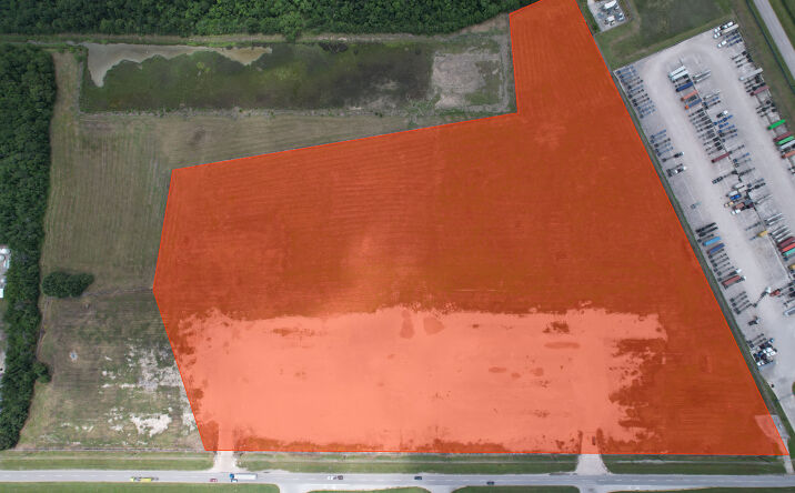 Pictures of Land property located at 9322 Bay Area Blvd, Pasadena, TX 77507 for lease - image #1